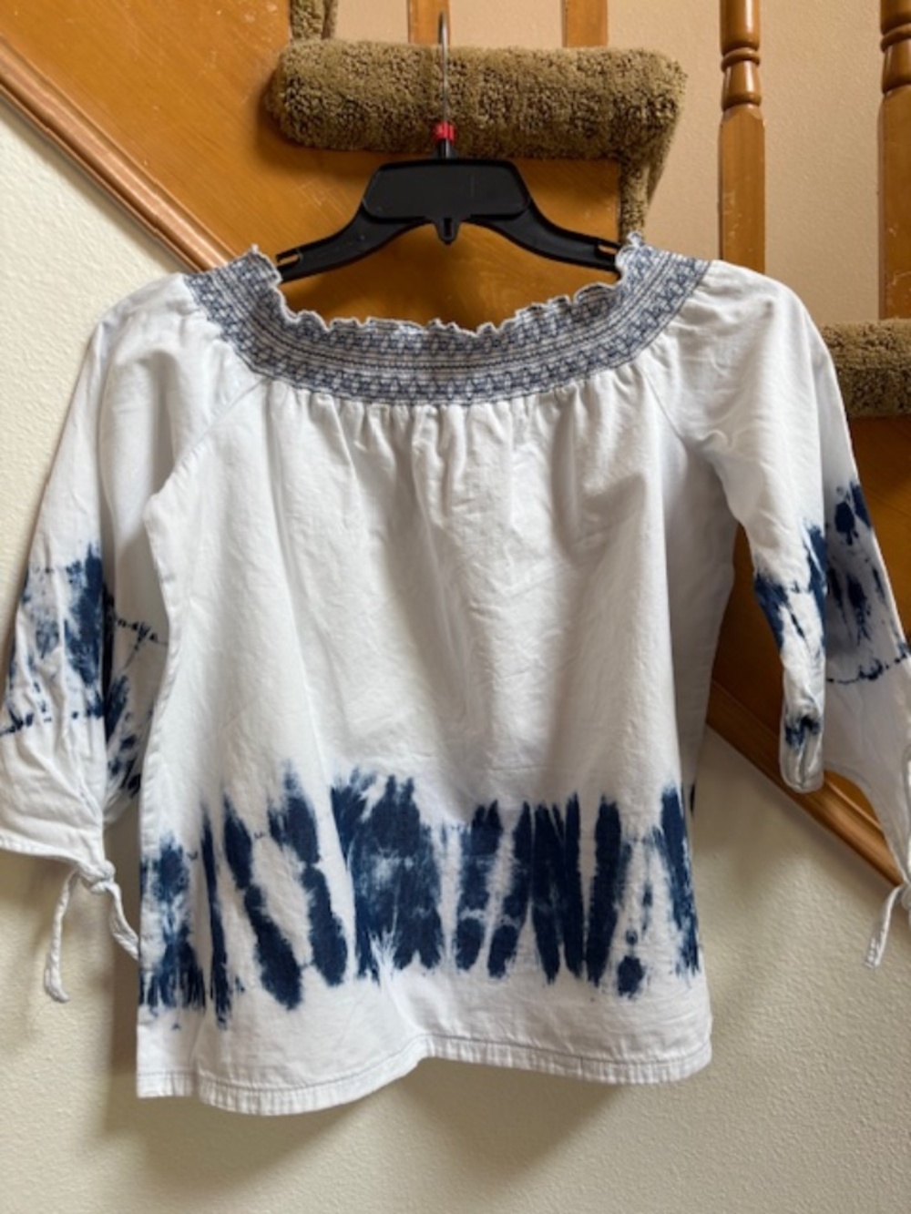 Off-the-Shoulder White/Blue Tie-Dye Boho Top, excellent condition size S women's